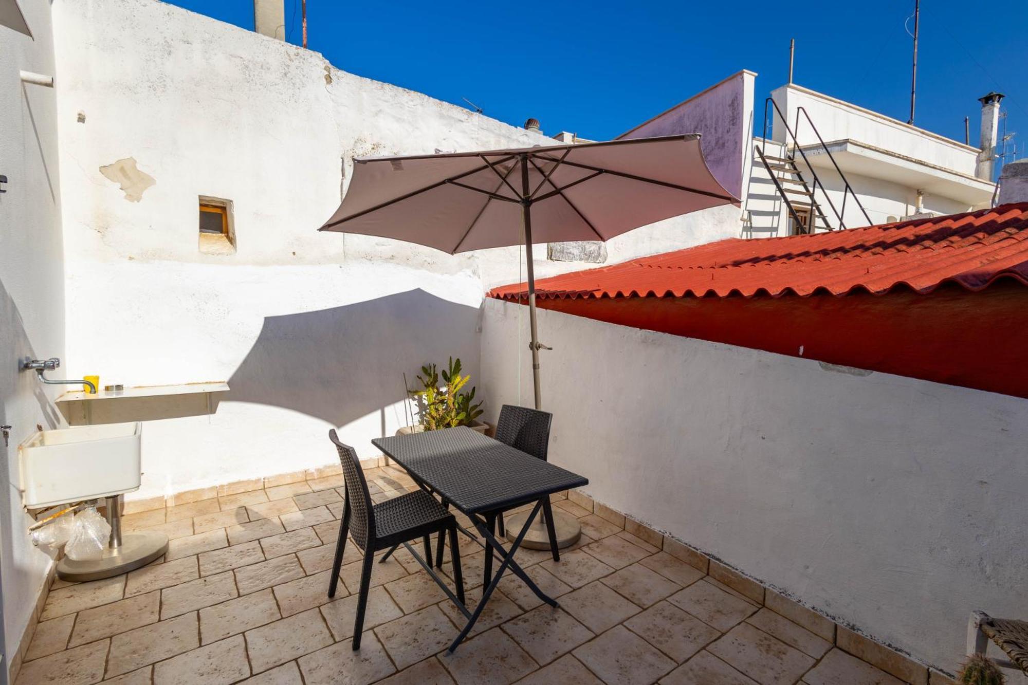 Antiche Mura Apartments "Nel Cuore Della Puglia"Bivani, Cucina, Terrazzo Turi Exterior foto