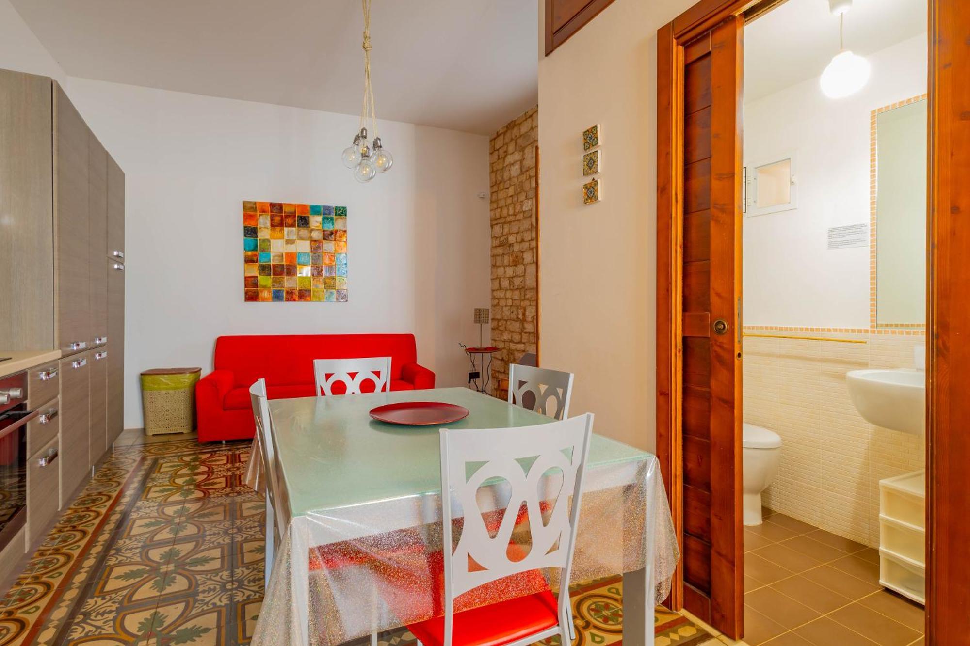 Antiche Mura Apartments "Nel Cuore Della Puglia"Bivani, Cucina, Terrazzo Turi Exterior foto